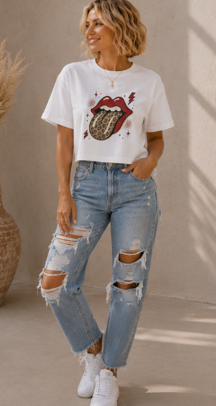 Leopard Tongue Graphic Boxy Crop T-Shirt